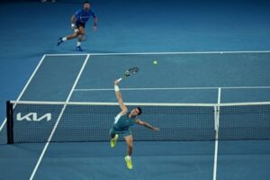 Novak Djokovic defies injury to stun Carlos Alcaraz at Australian Open