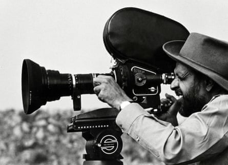 Shyam Benegal filming on set