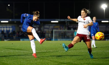 Chelsea Women reach sixth straight League Cup final with West Ham win