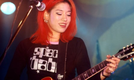 Miki Berenyi on stage with Lush in Prague, 1994.