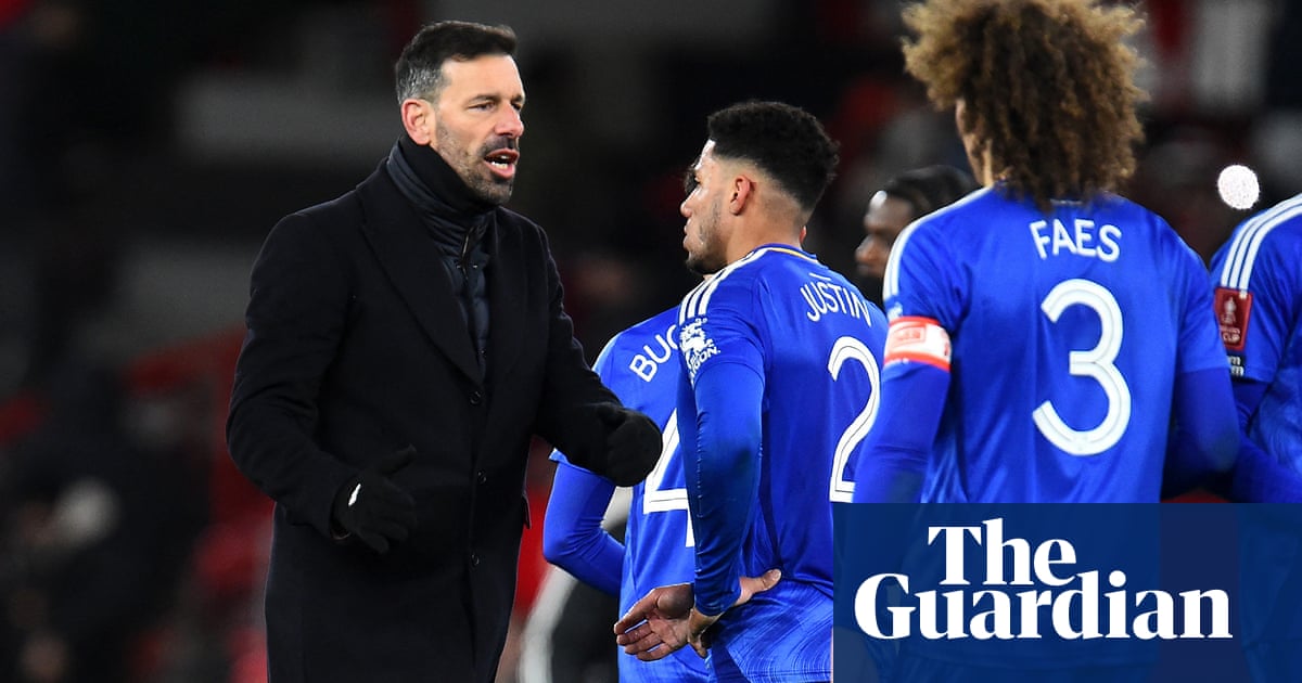 Van Nistelrooy incensed as Leicester exit to Maguire’s ‘offside time’ goal