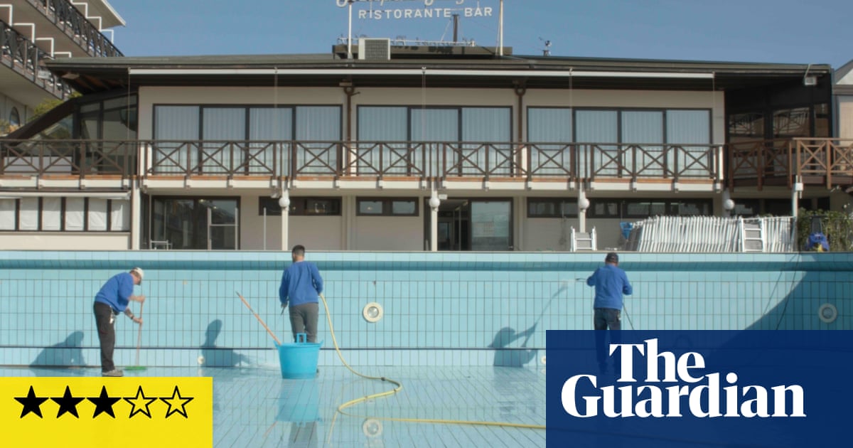 Vista Mare review – fascinating look at invisible labour in Italian beach hotspot