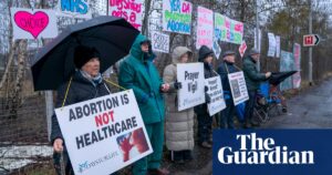 Woman, 74, arrested for alleged breach of exclusion zone around Glasgow abortion clinic