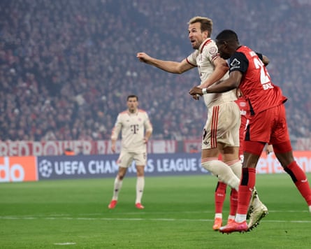 Kane at the double as Bayern romp to first-leg win against 10-man Leverkusen