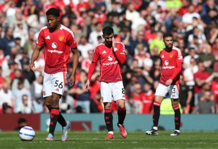 Pablo Sarabia stuns Manchester United to extend Wolves’ winning run
