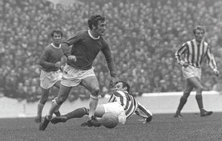 Colin Harvey: ‘How do you go from being a kid watching Everton to having a statue?’
