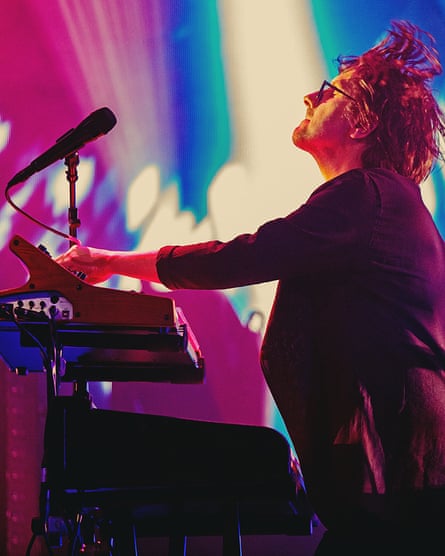 Steven Wilson review – an interstellar sound voyage with Floydian grandeur